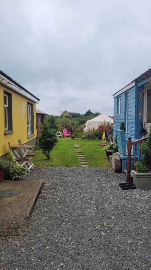 Wedger'S Hut Hotel Nenagh Buitenkant foto
